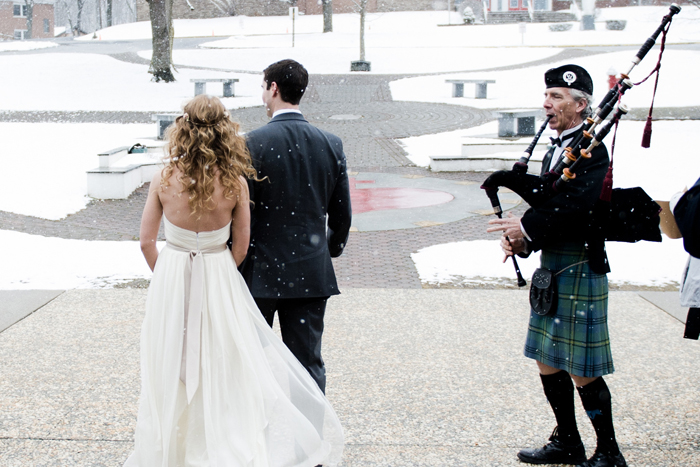 NY piper Richmond Johnston plays bagpipes for a winter wedding.